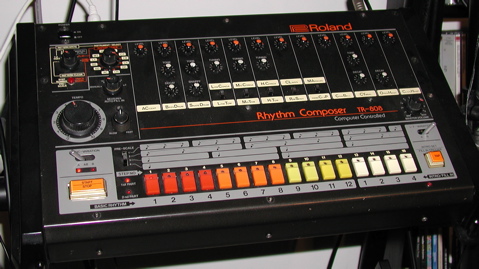 roland 808 front